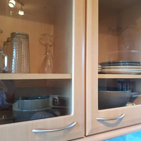 - Sleeps 4 - Pet Friendly - Balcony * Guisborough